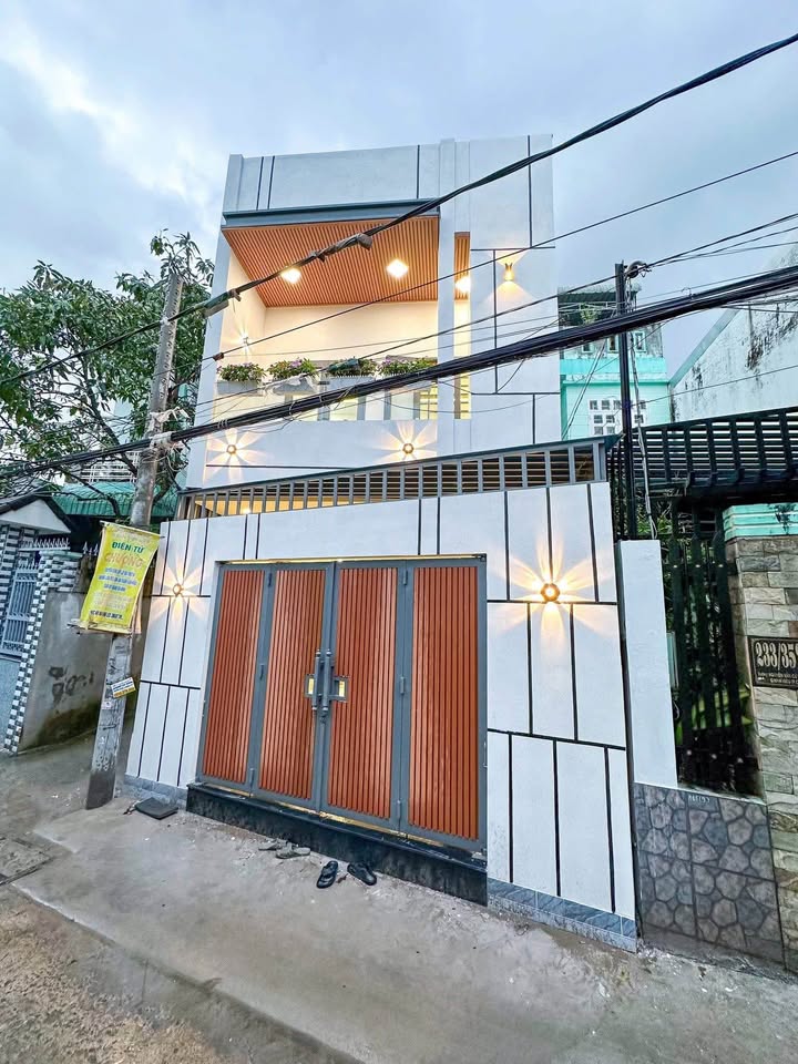 Nhà trệt lầu góc 2 mặt tiền hẻm 233, Cái Khế 61m² giá 3.55 tỷ - Kinh doanh lý tưởng!