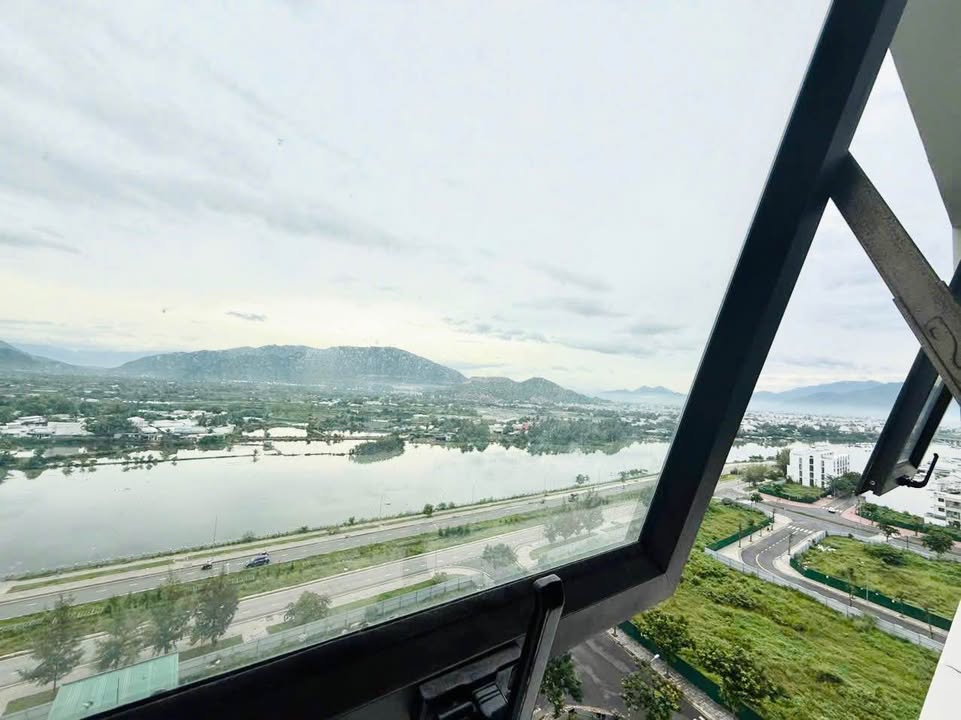 Căn hộ thương mại SSH07 Hà Quang 1 Nha Trang 52m² giá 2.48 tỷ - View sông tuyệt đẹp!