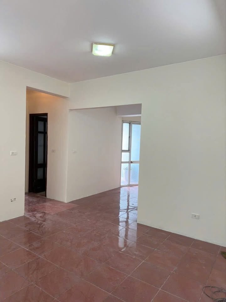 Căn hộ chung cư CT5B Mễ Trì 90m² giá 9.5 triệu - Sẵn sàng vào ở ngay!