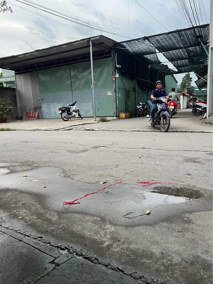 Đất nền góc 2 mặt tiền Trảng Dài 2580m² - Giá tốt, cho thuê ổn định!