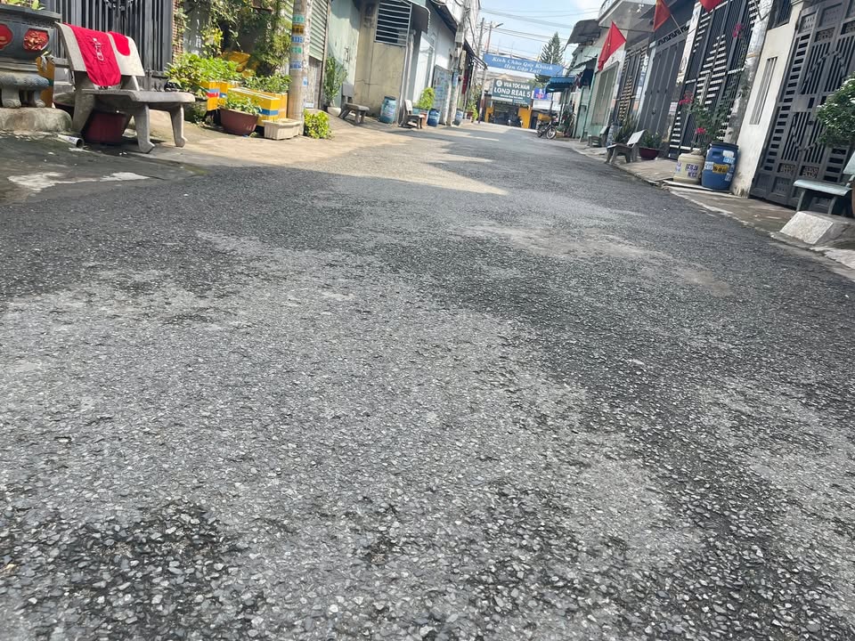 Nhà bán Dĩ An 64m² giá 3.6 tỷ - Mặt tiền kinh doanh tuyệt đẹp!