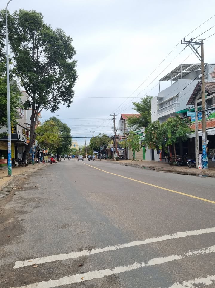 Nhà cấp 4 mặt tiền Thủ Khoa Huân 82m² giá 4.1 tỷ - Đầu tư sinh lời ngay!