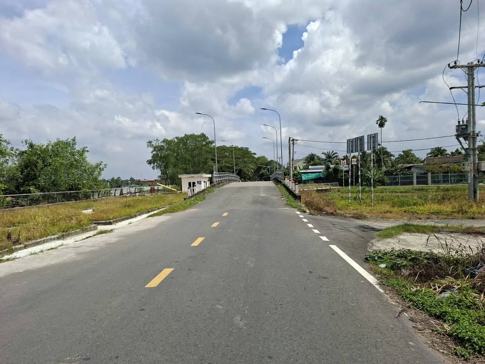 Đất nền Bến Tre 101m² giá 320 triệu - Cơ hội đầu tư tuyệt vời!