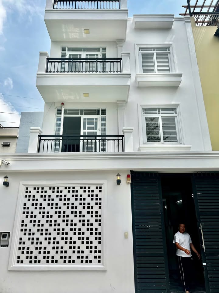 Cho thuê biệt thự đường Số 17A, Bình Tân 98m² - Nhà mới đẹp, giá 22 triệu!