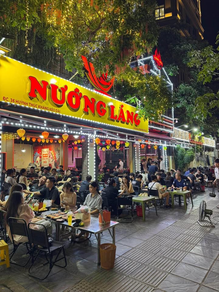 Mặt Phố Huỳnh Thúc Kháng, Đống Đa 160m² giá thỏa thuận - Khu KD sầm uất nhất Hà Nội!