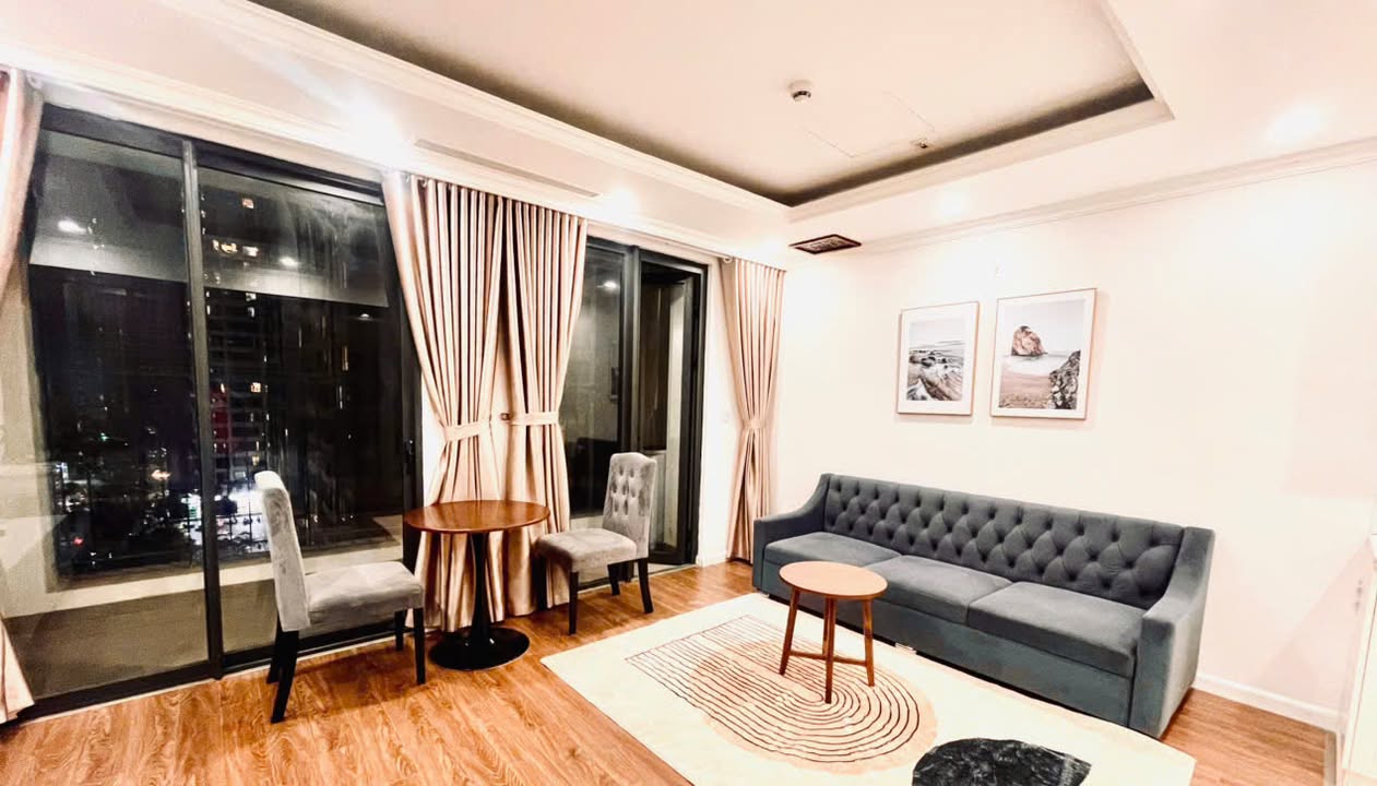 Căn hộ 1 phòng ngủ Sunshine Garden Vĩnh Tuy 49m² giá 11.5 triệu - Full nội thất sang trọng!