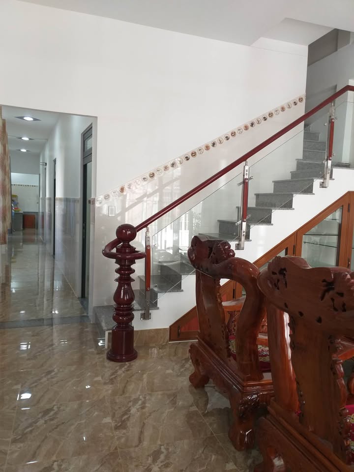 Nhà nguyên căn Huyền Trân Công Chúa Đà Lạt 4PN giá 9 triệu - Sẵn sàng vào ở!