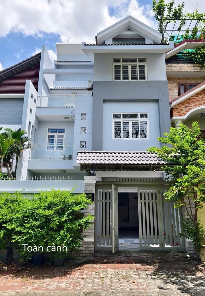 Cho thuê biệt thự KDC Nam Long Quận 7 192m² giá 40 triệu - Không gian sống lý tưởng!