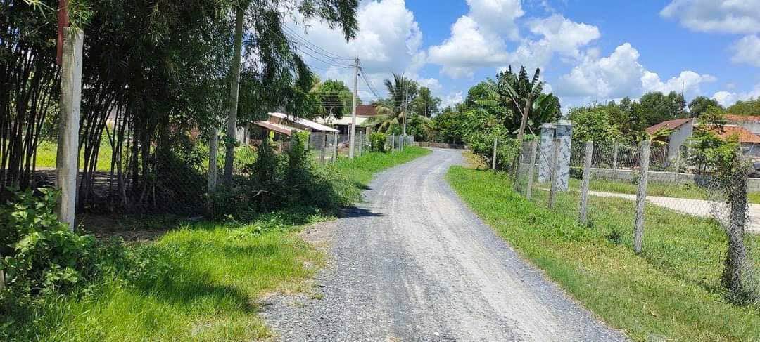 Đất nền Đức Hòa 2434m² giá 6.9 tỷ - Sổ đỏ chính chủ, xây dựng tự do!