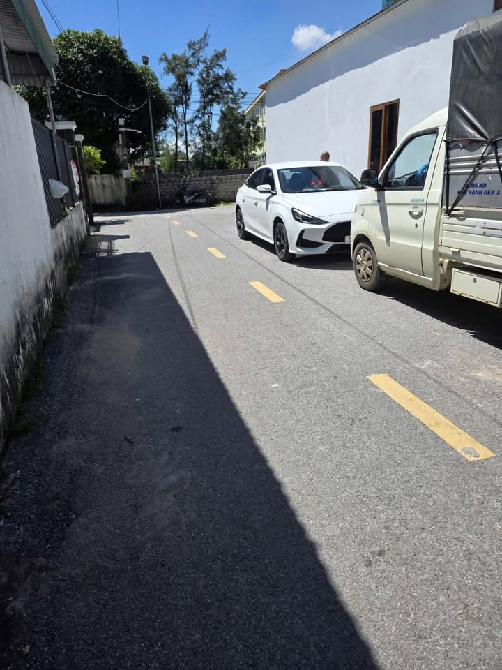 Đất nền thôn Hiền Đông, Quảng Bình 204m² - Giá cả hợp lý cho đầu tư!