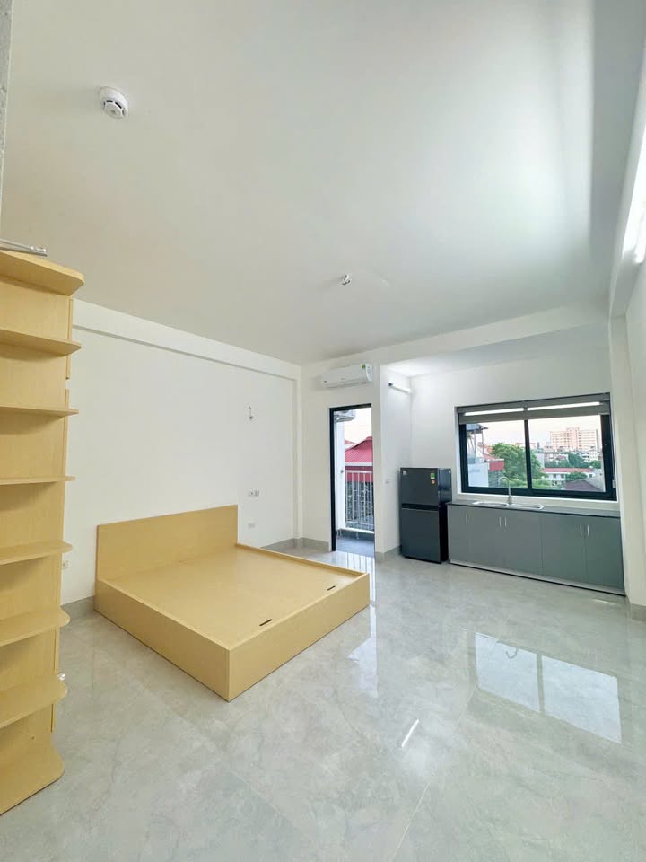 Nhà cho thuê 136 Hồ Tùng Mậu, Phú Diễn, 6.5 triệu - Full nội thất cơ bản!