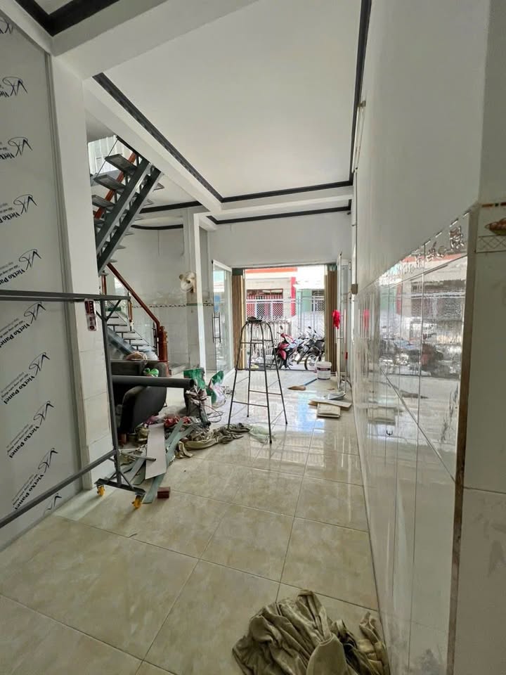 Nhà cho thuê đường Lò Lu, Thủ Dầu Một 2PN giá 5.5 triệu - Gần trung tâm tiện ích