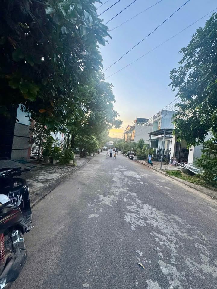 Đất nền Nhơn Bình, Quy Nhơn 50m² giá 2 tỷ - Vị trí đắc địa gần cầu Hoa Lư!