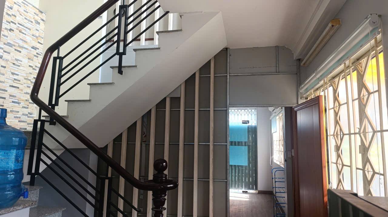 Nhà mặt tiền Tô Ký Quận 12 40m² giá 5.5 triệu - Sẵn sàng vào ở ngay!