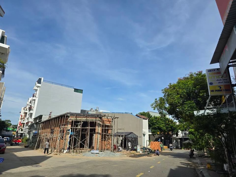 Lô đất Đà Lạt 83.5m² giá 3.05 tỷ - Pháp lý sổ đỏ chính chủ!