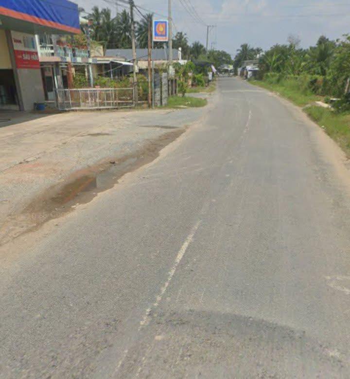 Đất nền Mỏ Cày Bắc 1890m² giá 4.3 tỷ - Mặt tiền Quốc lộ 60, kinh doanh thuận lợi!