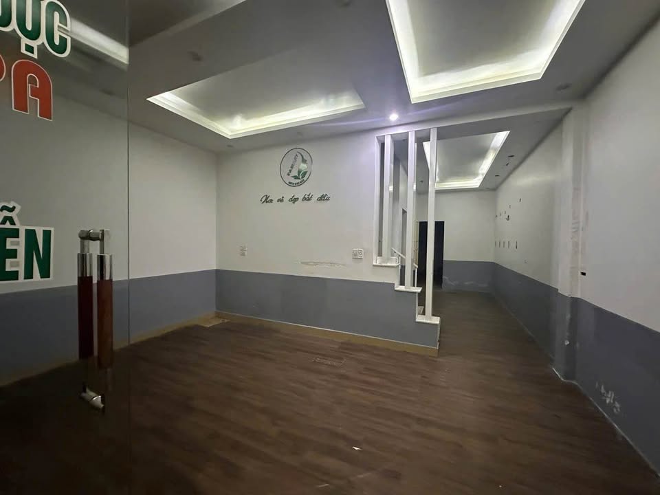 Nhà 2 tầng mặt đường Đội Cung, TP Thanh Hóa 67m² giá 6 tỷ - Vị trí đắc địa kinh doanh!