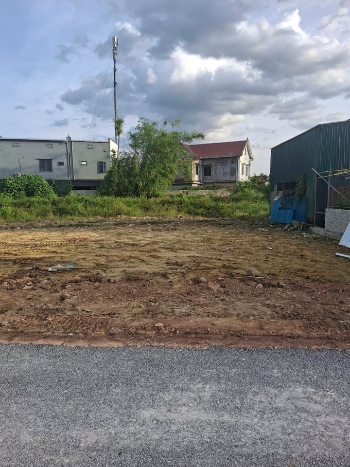 Đất nền Nghi Trung 90m² giá 900 triệu - Tiềm năng đầu tư vượt trội!