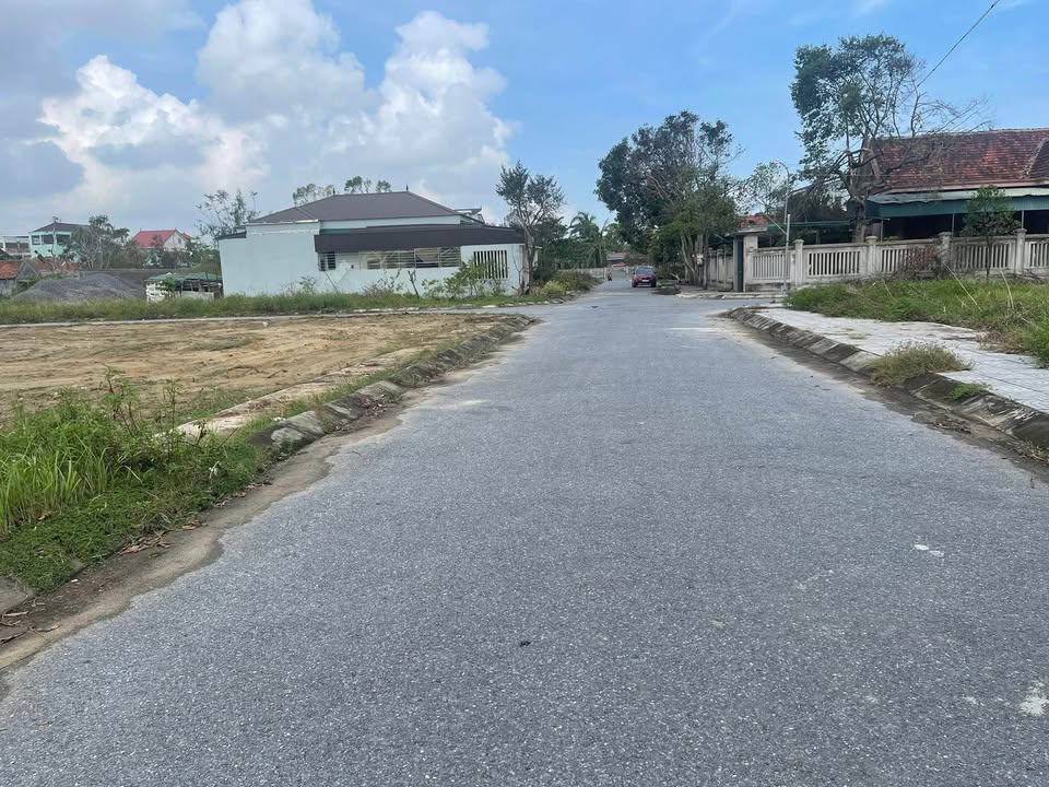 Đất nền Cửa Lò 171m² - Lô đất đẹp, thích hợp xây biệt thự, homestay gần biển!