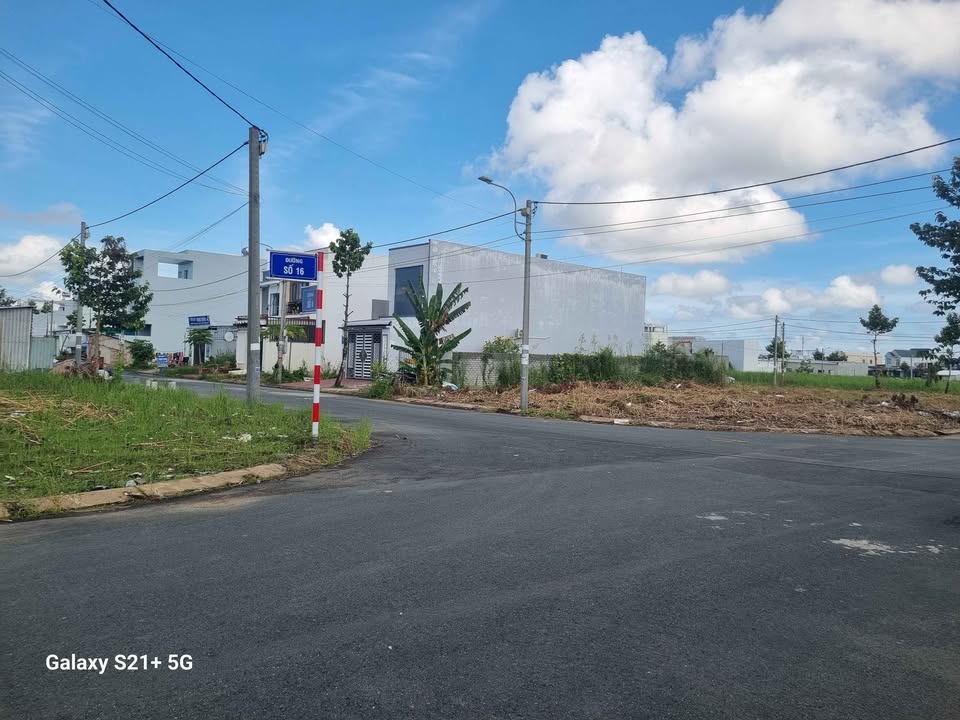 Đất nền KĐT Nhựt Hồng Cà Mau 105m² giá 1.08 tỷ - Hướng Tây, sổ hồng chính chủ!