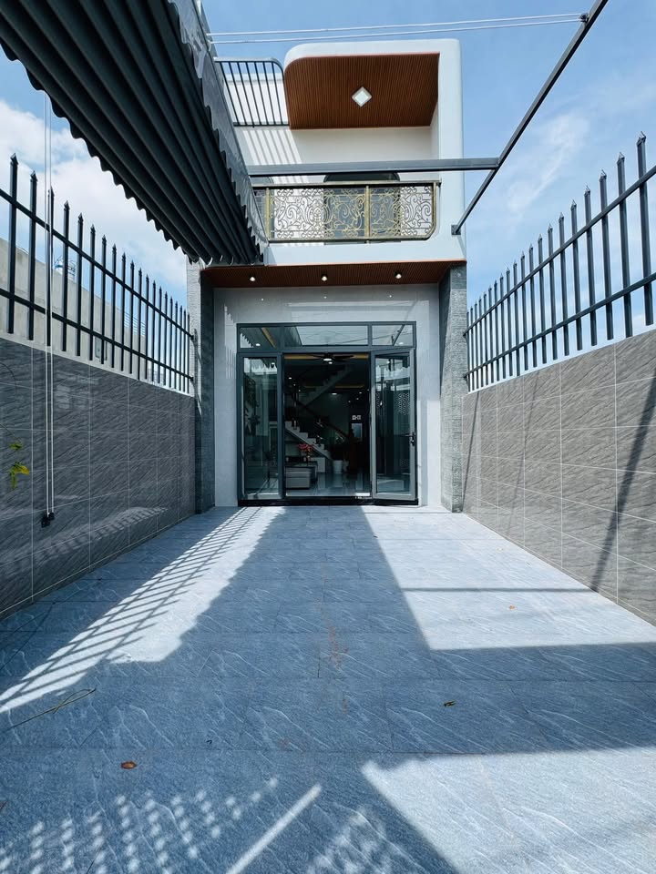 Nhà mặt tiền đường nhựa 15m Trảng Dài 108m² giá 3.48 tỷ - Pháp lý rõ ràng