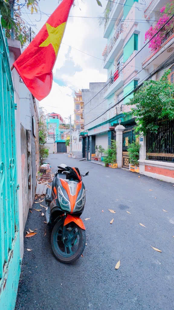 Đất Hữu Nghị, Thủ Đức 100m² giá 11 tỷ - Vị trí trung tâm, tiện xây mới!