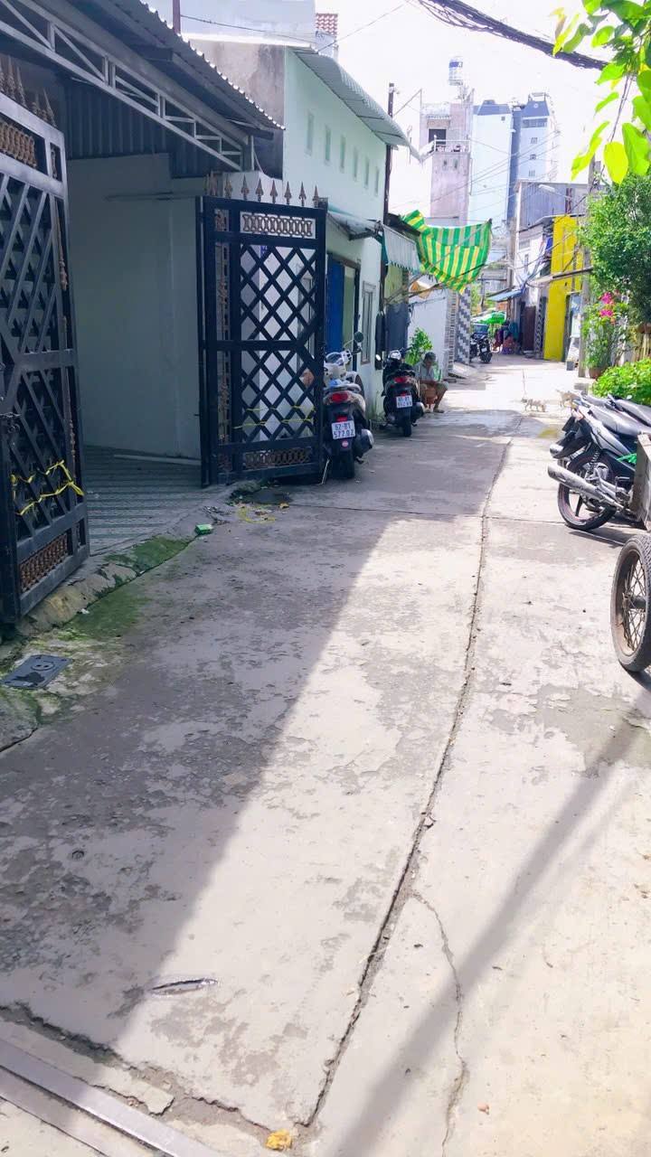 Nhà mặt tiền 54 Cao Bá Quát, Ninh Kiều 118m² giá 4.1 tỷ - Kinh doanh thuận lợi!