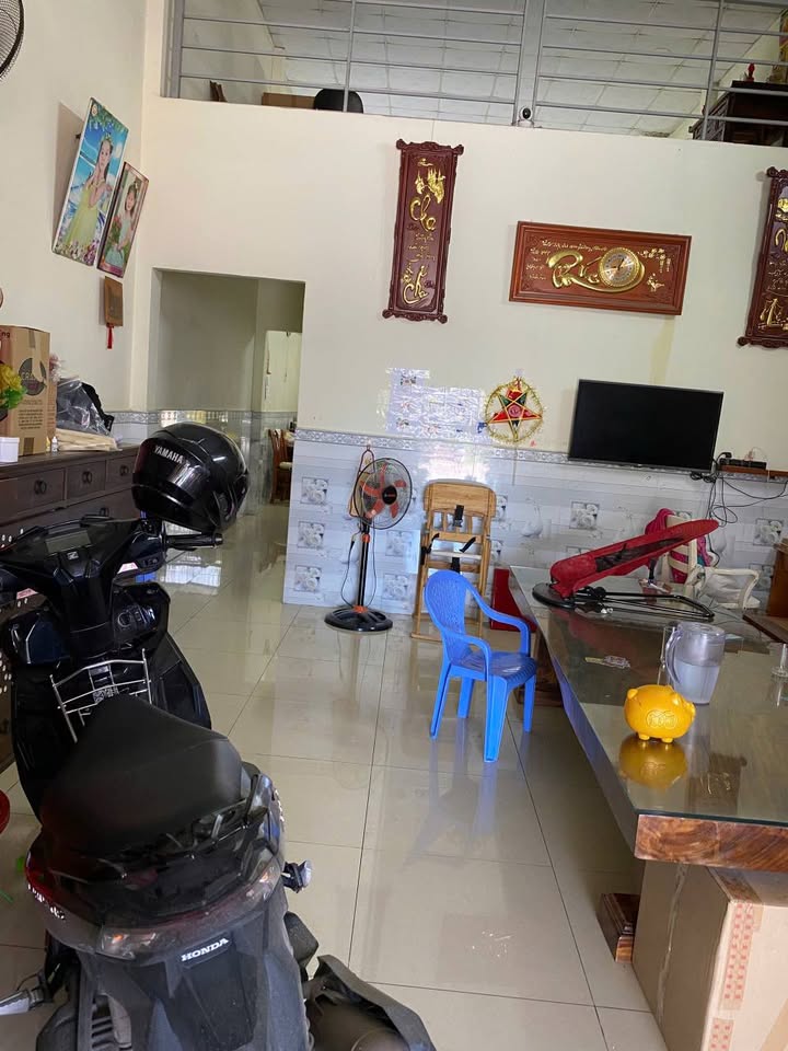 Nhà cấp 4 mặt tiền kinh doanh Phường An Phú 210m² giá 4.8 tỷ - Cơ hội đầu tư hấp dẫn!