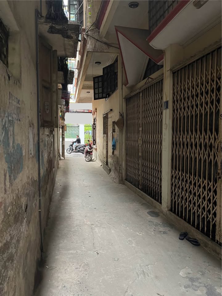 Căn hộ CCMN Ngọc Khánh - Vin Gallery 40m² giá 13.5 tỷ - Dòng tiền nhẹ nhàng 55 triệu/tháng!