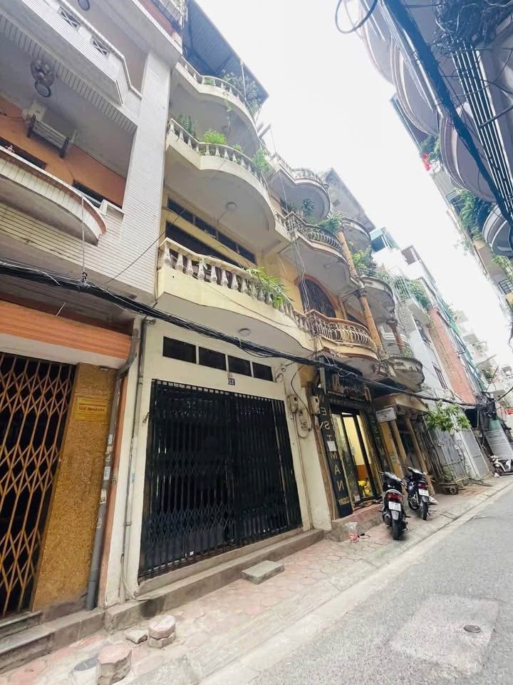 Bán nhà phân lô Huỳnh Thúc Kháng Đống Đa 80m² giá 37 tỷ - Kinh doanh đỉnh cao!