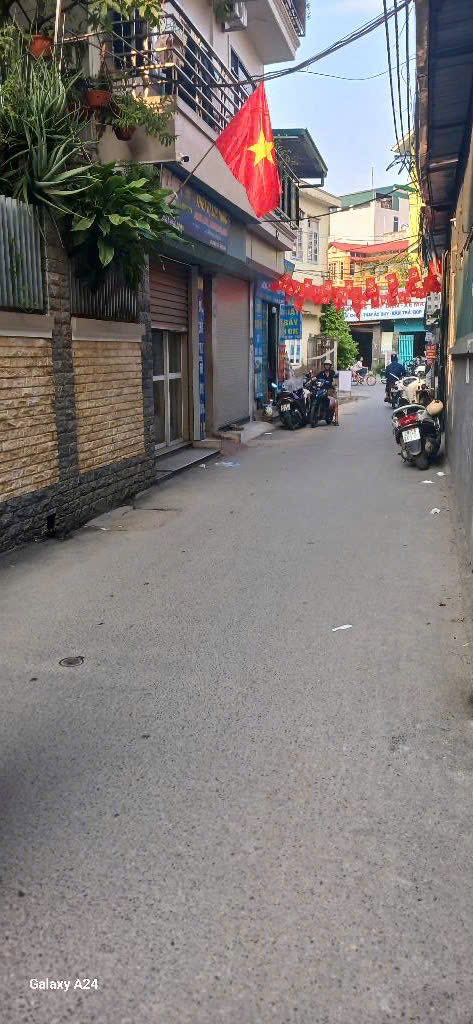 Nhà 5 tầng Xuân Đỉnh 58m² giá 18.3 tỷ - Kinh doanh sầm uất, ô tô tránh nhau!