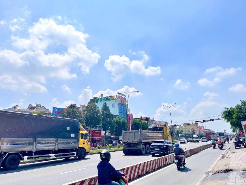 Nhà mặt tiền Quốc lộ 51, Biên Hòa, 265m² giá 7.9 tỷ - Kinh doanh đa ngành nghề