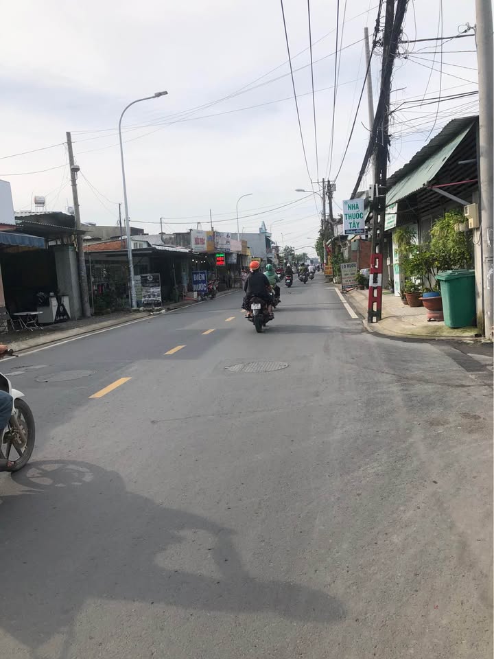 Đất Trống Mặt Tiền Trịnh Thị Miếng, Hóc Môn 3527m² - Cơ Hội Vàng Gần Chợ, Siêu Thị!