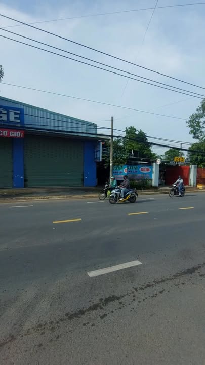 Kho xưởng Bùi Hữu Nghĩa Dĩ An 400m² giá 9.5 tỷ - Đầu tư sinh lời ngay!