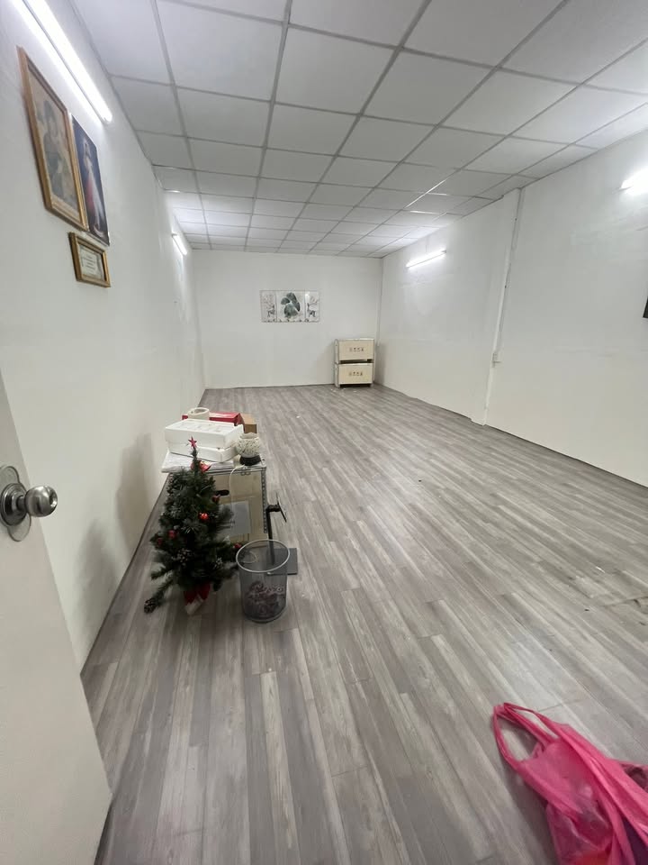 Nhà cho thuê đường Trường Chinh, Tân Bình 80m² giá 13 triệu - Kinh doanh thuận lợi!