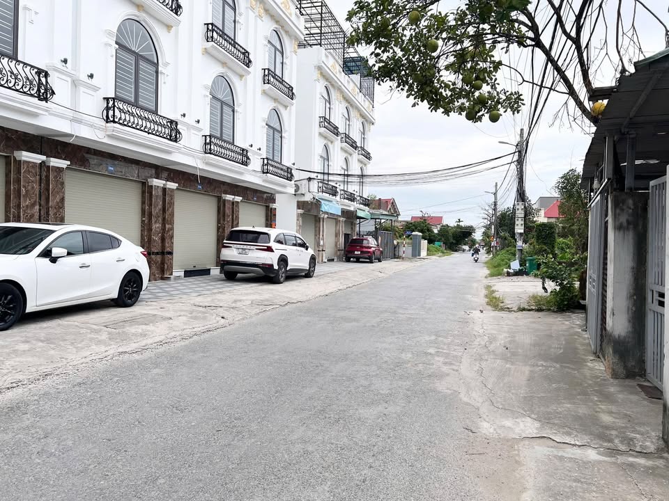 Nhà mặt đường 4 tầng Hòa Nghĩa, Dương Kinh 47m² giá 2.5 tỷ - Đón Tết siêu đẹp!