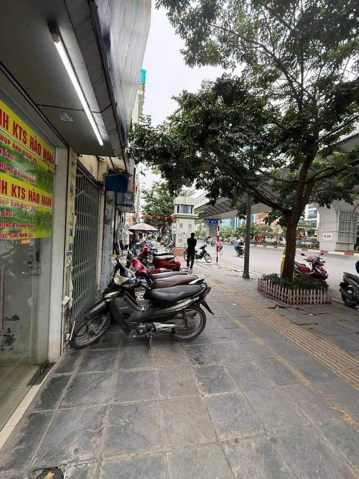 Nhà mặt phố Minh Khai 25m² giá 15.88 tỷ - Kinh doanh đỉnh cao!