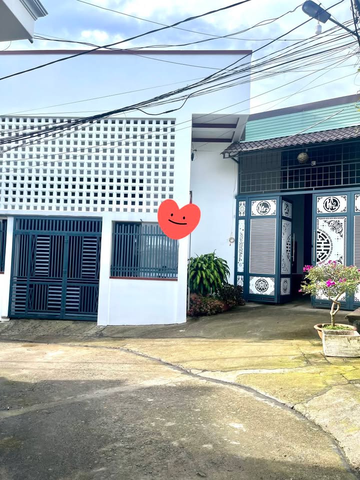 Nhà Hẻm Hùng Vương Pleiku 300m² giá 3.68 tỷ - Cơ hội đầu tư hấp dẫn!