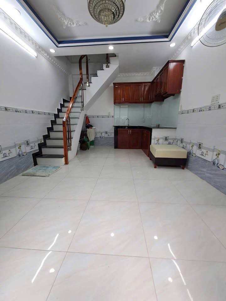 Nhà nguyên căn cho thuê tại Huỳnh Tấn Phát, Nhà Bè - Giá chỉ 7 triệu/tháng!