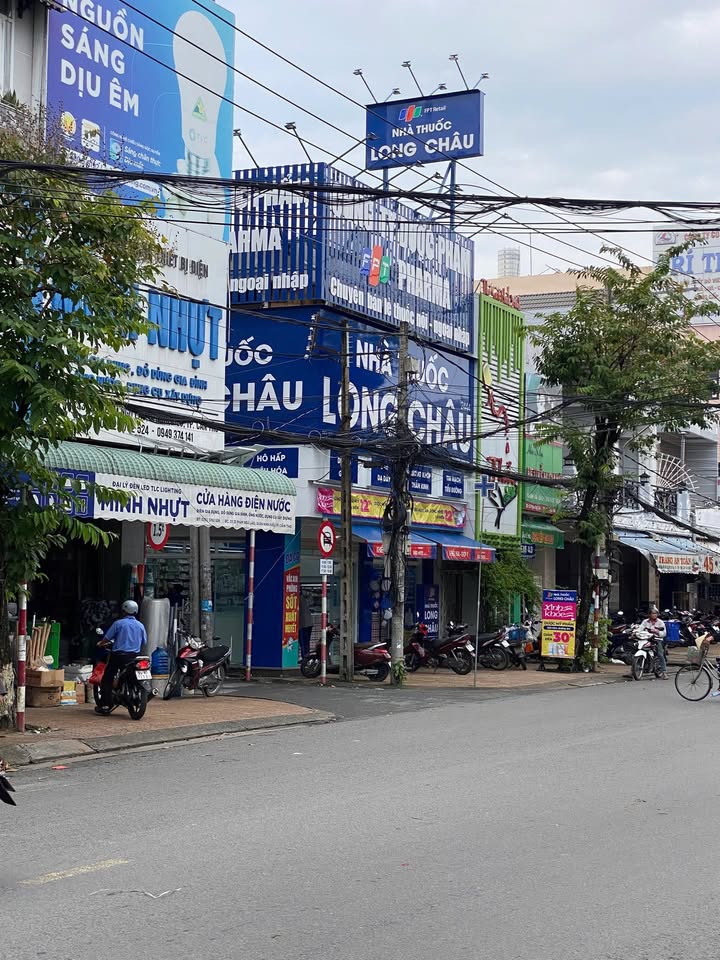 Nhà mặt tiền Phạm Ngũ Lão, Ninh Kiều, Cần Thơ 98m² giá 15 triệu - Thích hợp kinh doanh ngay!