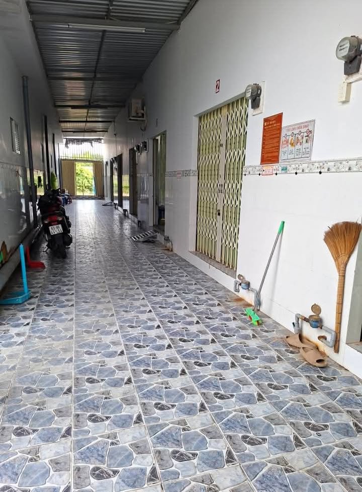 Dãy nhà trọ 396m² tại Gò Công, Tiền Giang - Chỉ 1.8 tỷ, sổ hồng chính chủ!