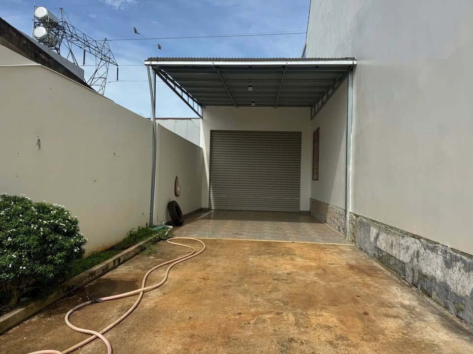 Đất mặt tiền Phạm Hùng, xã Đức Trọng, 180m² chỉ 4.1 tỷ - Kinh doanh thuận lợi!