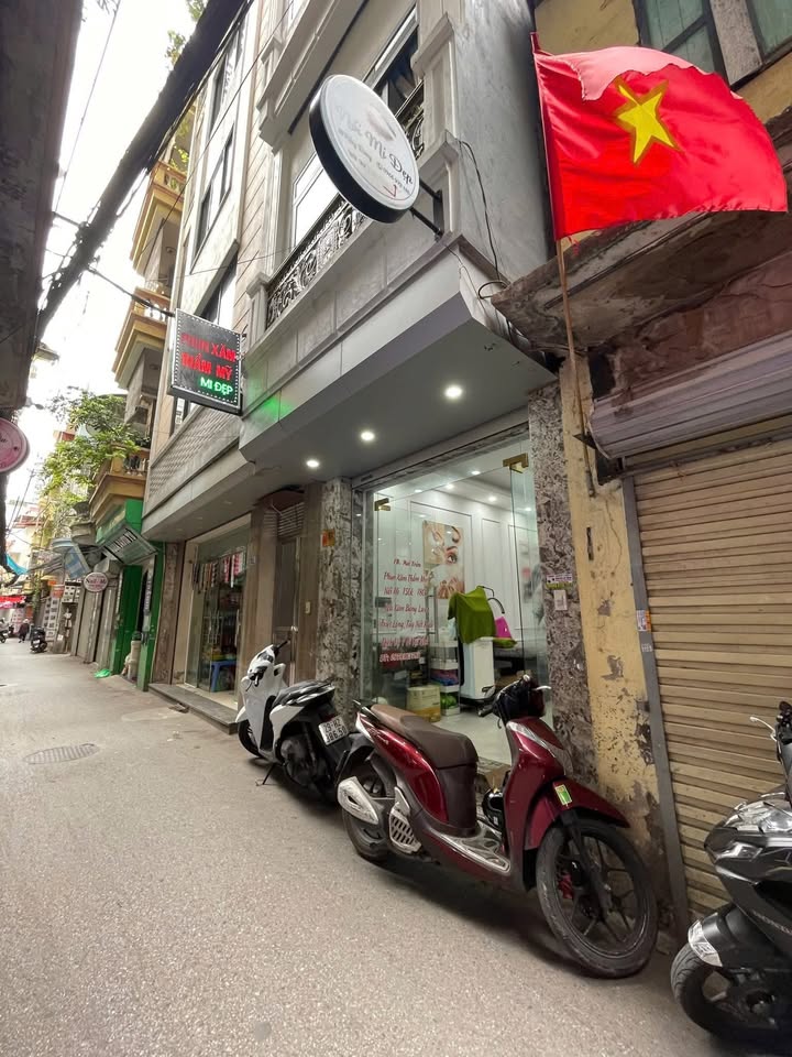 Bán gấp FrontHouse Minh Khai 40m² giá 13 tỷ - Kinh doanh đỉnh cao!