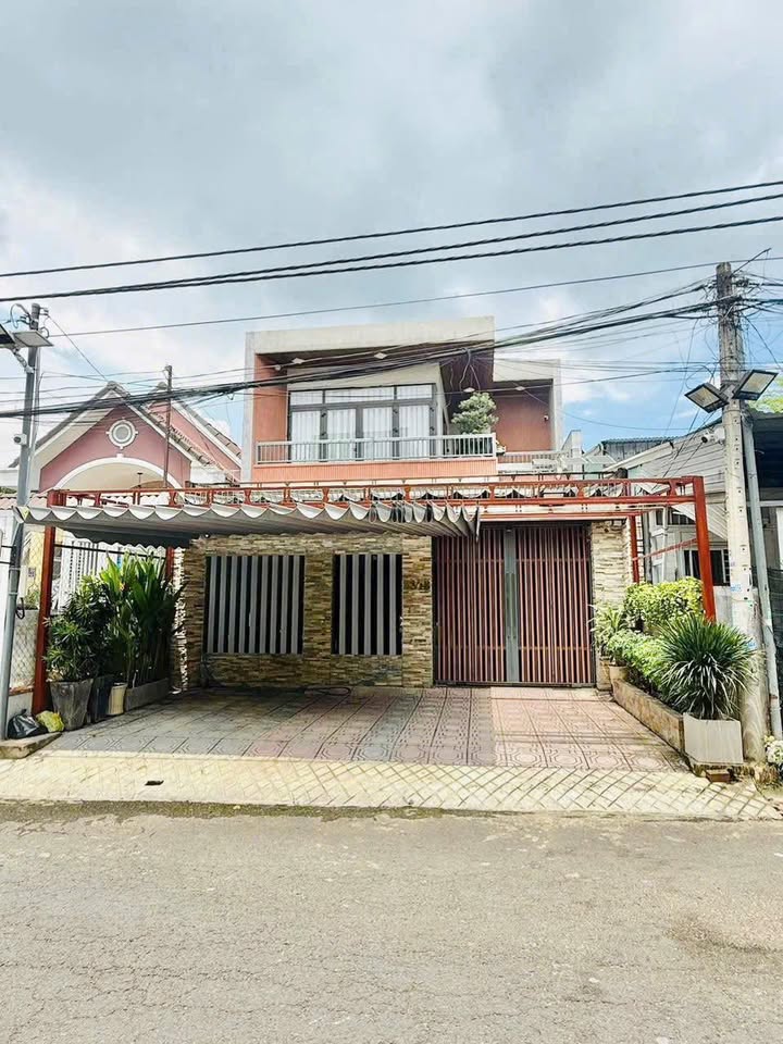 Biệt thự 1 trệt 1 lầu 181.5m² giá 12 tỷ - KDC Tân Phong, Biên Hòa