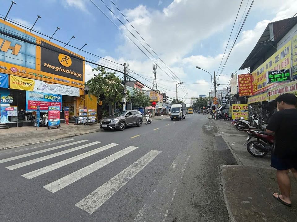 Bán mặt tiền Nguyễn Tri Phương Dĩ An 1.024m² giá 55 tỷ - Vị trí vàng kinh doanh