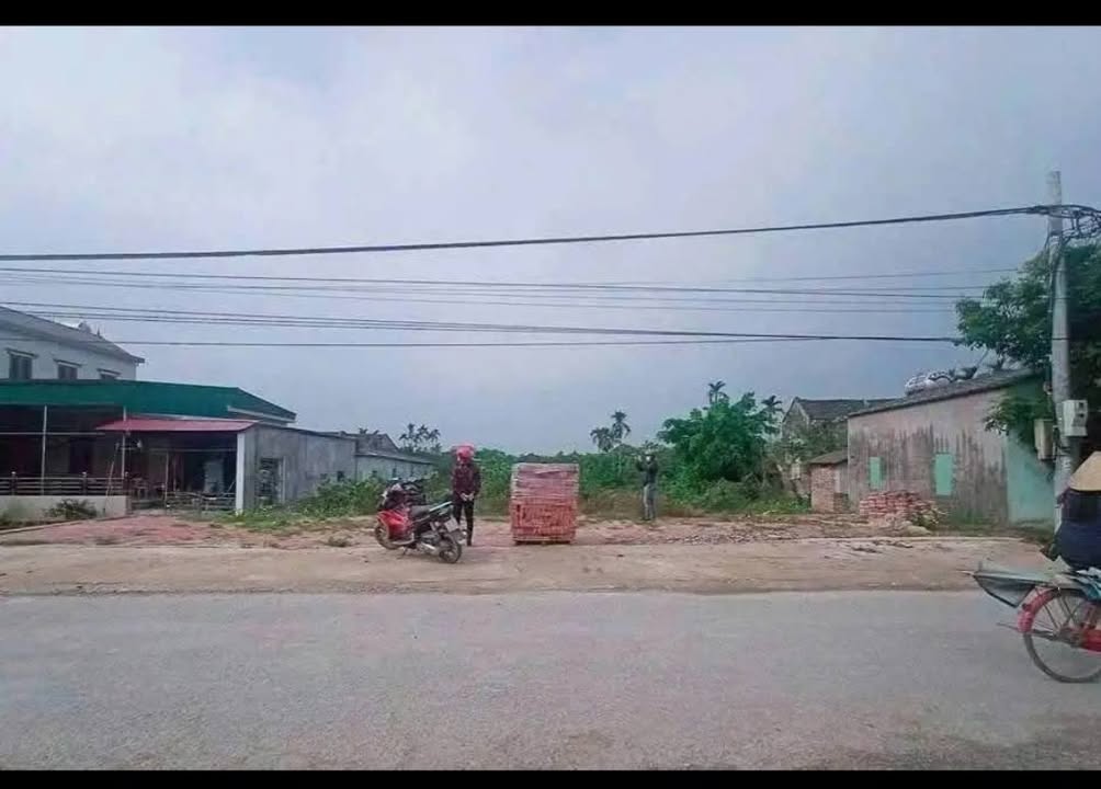 Đất mặt đường nhựa xã Thanh Hồng, huyện Thanh Hà 182m² giá 1.3 tỷ - Sổ hồng chính chủ!