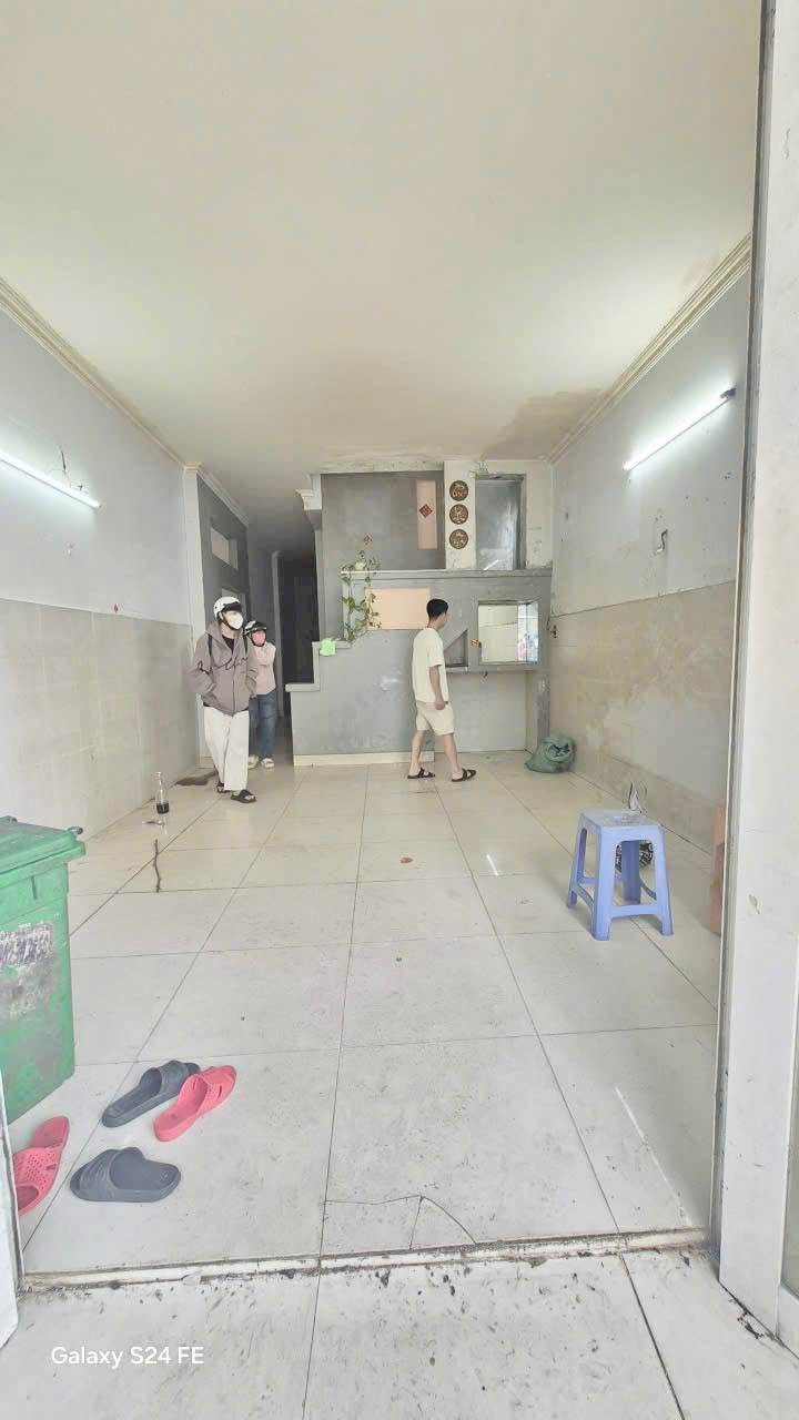 Nhà cho thuê hẻm 4m đường Lê Văn Quới, Bình Tân 68m² giá 7.5 triệu - Phù hợp cho gia đình!