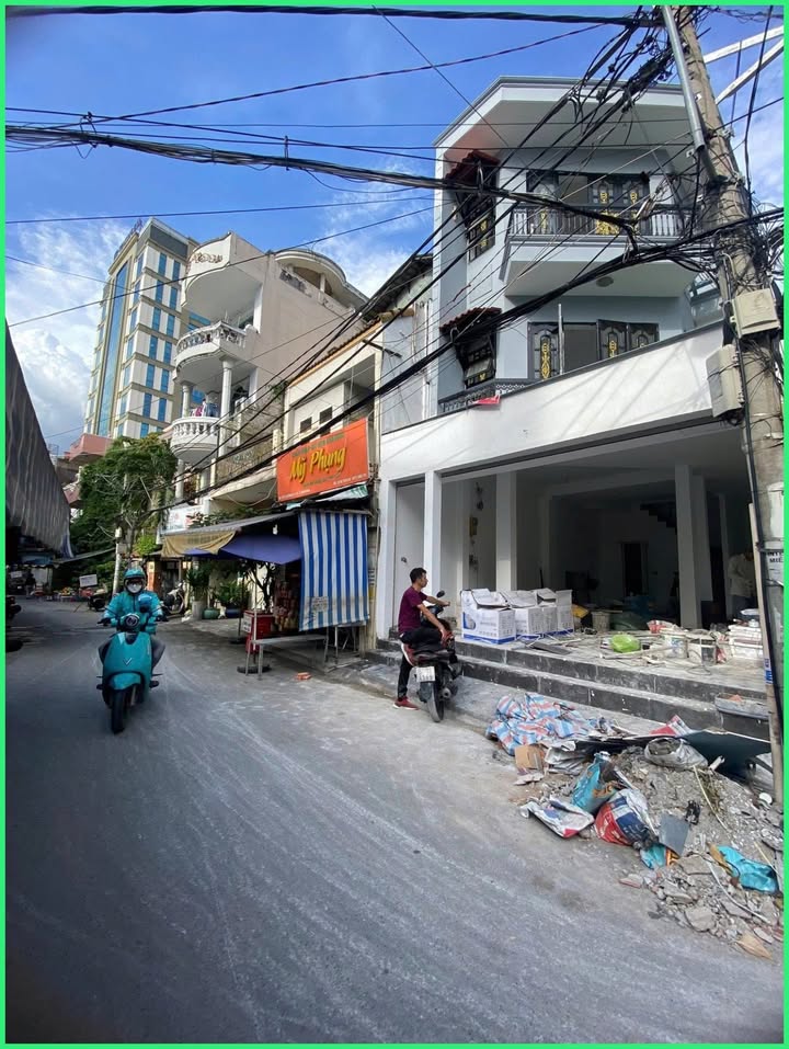 Nhà cho thuê mặt tiền đường Nguyễn Văn Thương, Quận Bình Thạnh 69m² - Vị trí kinh doanh lý tưởng!