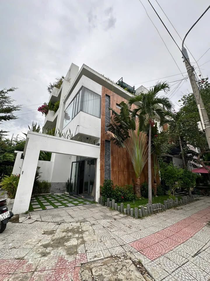 Cho thuê villa 4PN lô góc 2 mặt tiền Mai Chí Thọ - Đà Nẵng 170m² giá 35 triệu