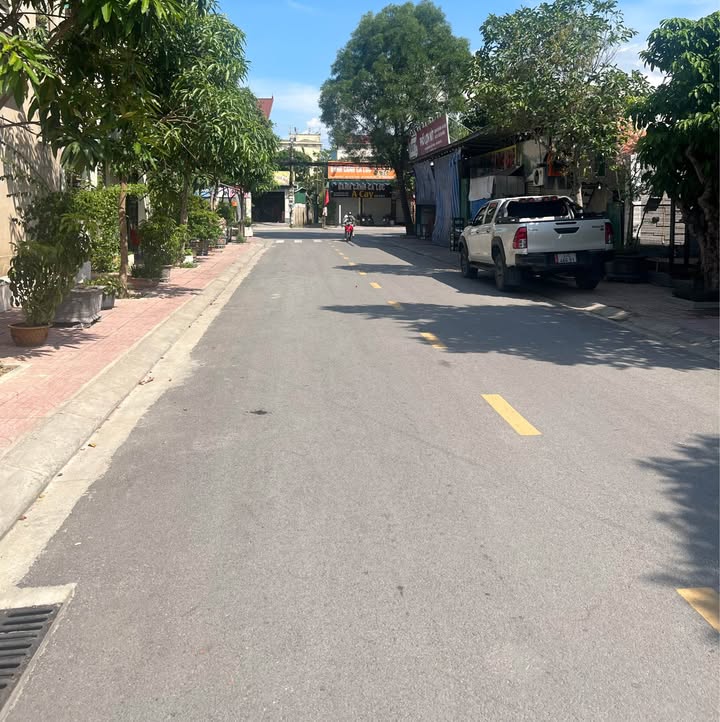 Đất kinh doanh 2 mặt đường Hà Huy Tập TP Vinh 150m² giá 11.55 tỷ - Đầu tư sinh lời ngay!